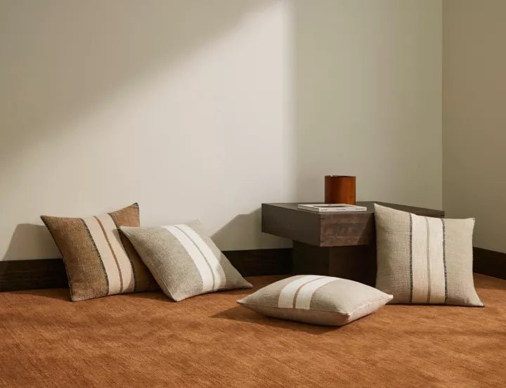 Caelum Cushion