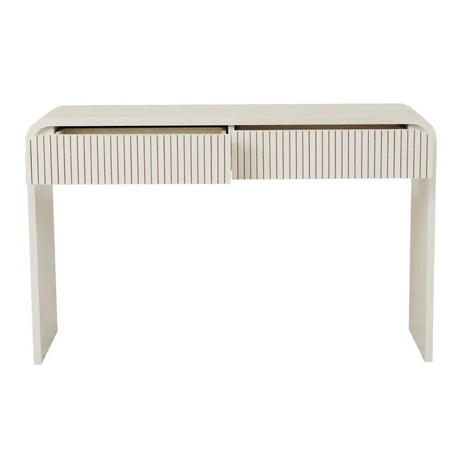 Chloe Channel Console