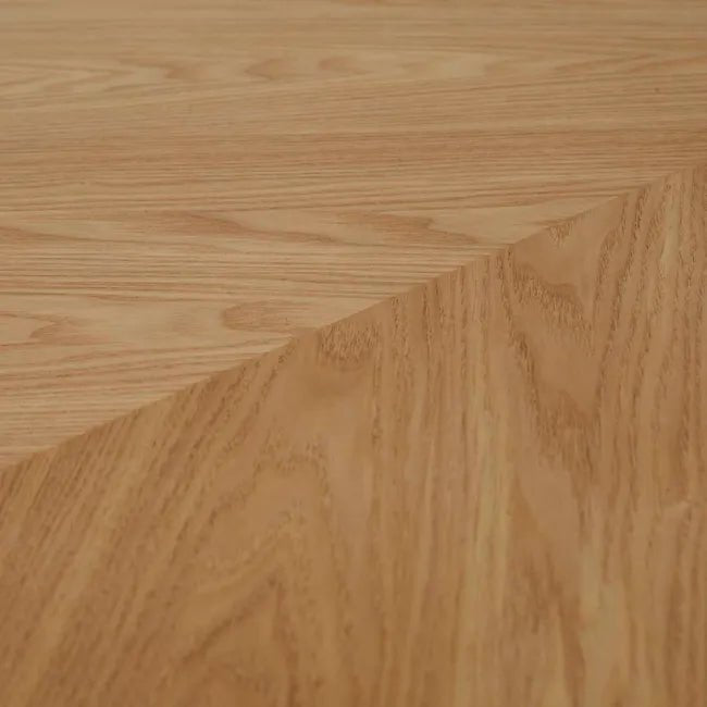 Classique Round Dining Tables - Natural Ash