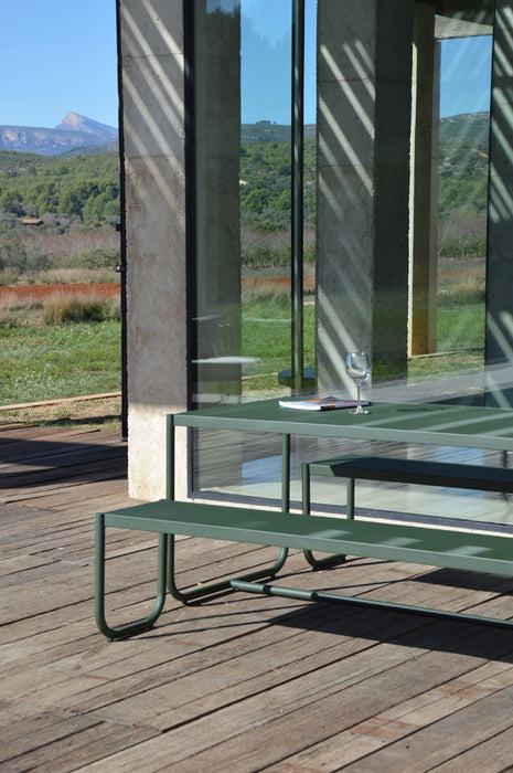 Dockside Arc Dining Ensemble - Green