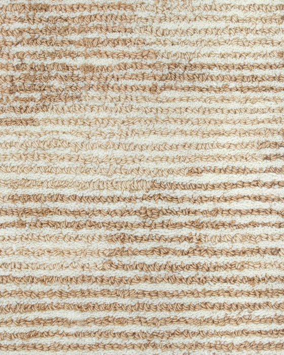 Beckett Floor Rug in Straw, close-up of the wool pile and texture