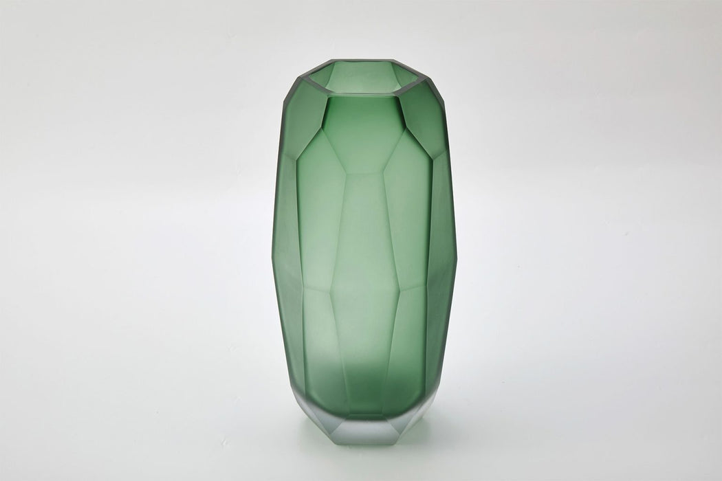 Verdant Vase T