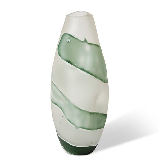 Zaina Vase