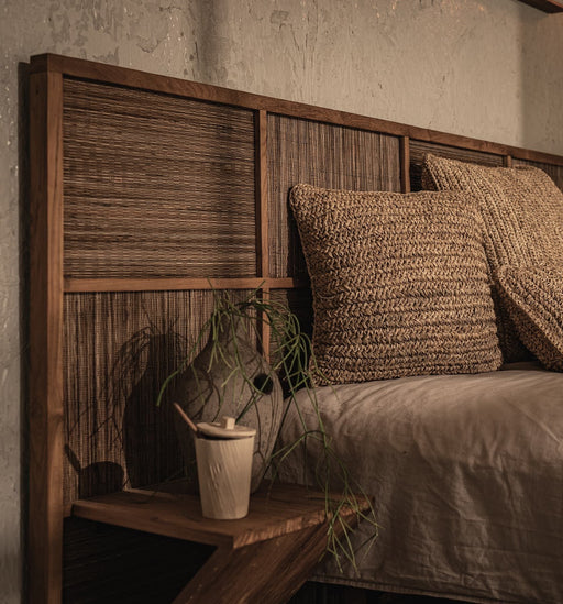 dBodhi Coco King Bed