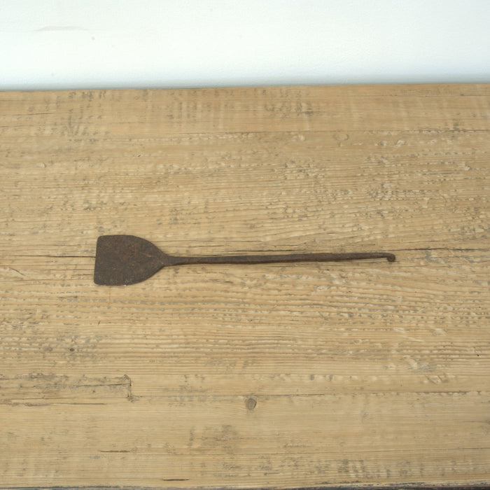 Old Iron Spatula